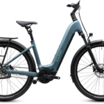 Cube Touring Hybrid Deluxe Lowstep