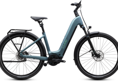 Cube Touring Hybrid Deluxe Lowstep